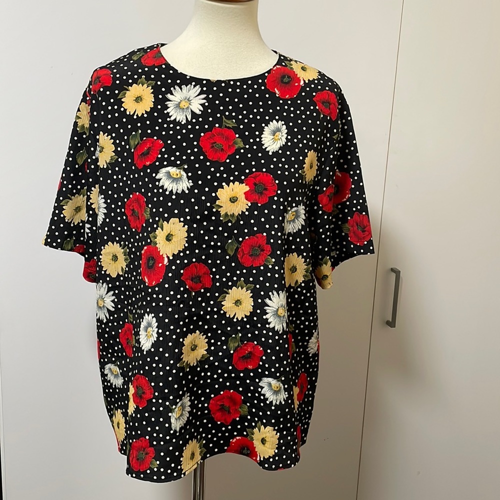 Gorgeous Floral Blouse by FASHION ATTITUDES‎ * Size 14